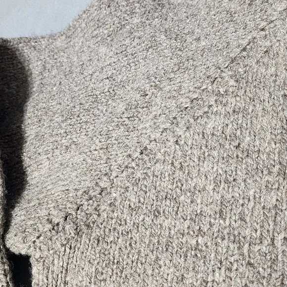 Puma Verde Fisherman Sweater Men's Size XL Beige 100% Wool Crew Neck - Picture 6 of 8